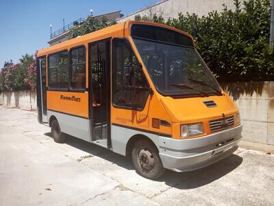 IVECO SCUOLA BUS ARANCIONE