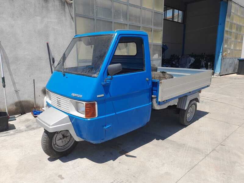 PIAGGIO APE 700 AZZURRA
