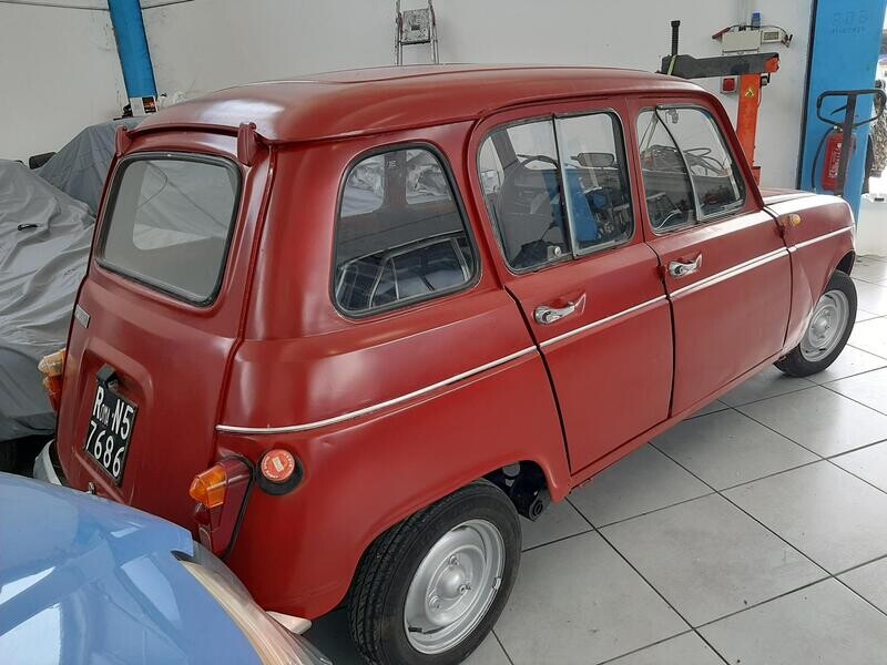 RENAULT 4 ROSSA