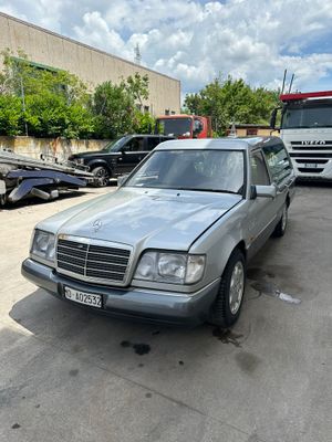 MERCEDES BENZ 250D CARRO FUNEBRE GRIGIO