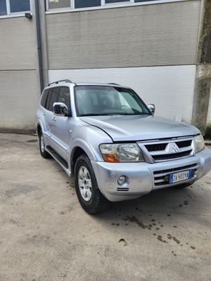 MITSUBISHI PAJERO V60 GRIGIO