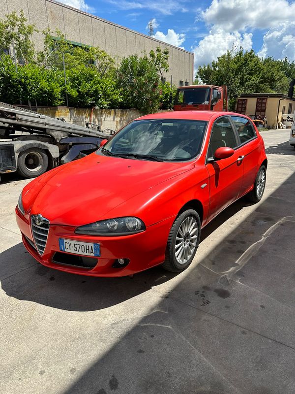 ALFA ROMEO 147 ROSSA