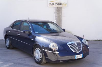 LANCIA THESIS BLU