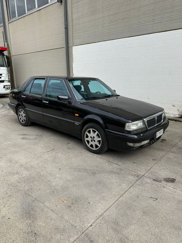 LANCIA THEMA NERA