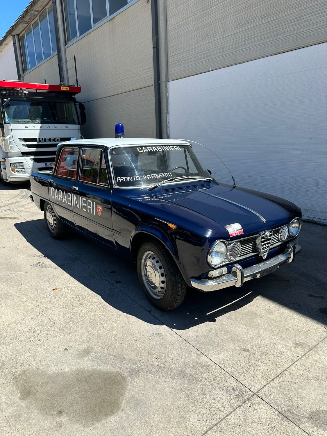 ALFA ROMEO GIULIA CARABINIERI EPOCA