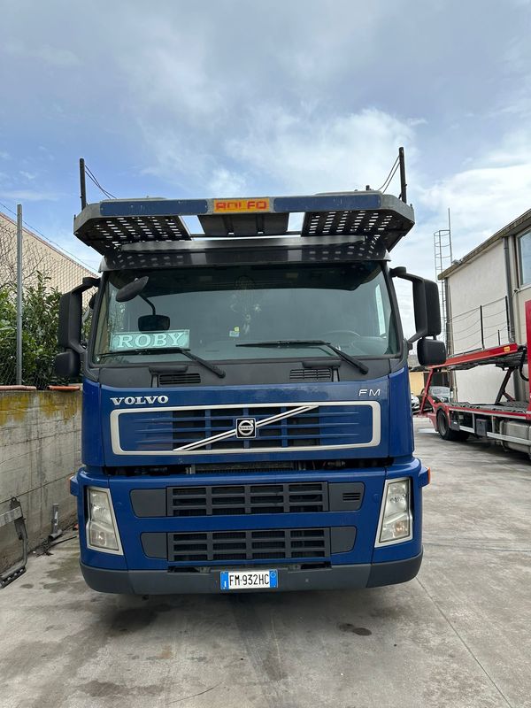 VOLVO BISARCA BLU 21 METRI