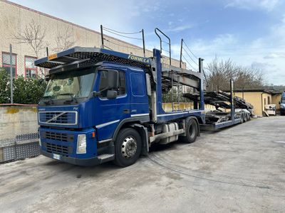VOLVO BISARCA BLU 21 METRI