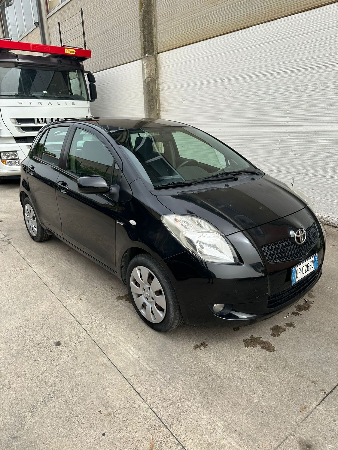 TOYOTA YARIS NERA