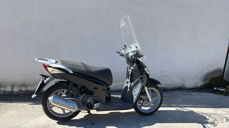 HONDA SH 150 NERO