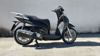 HONDA SH 300 NERO