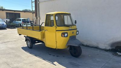 PIAGGIO APE GIALLA