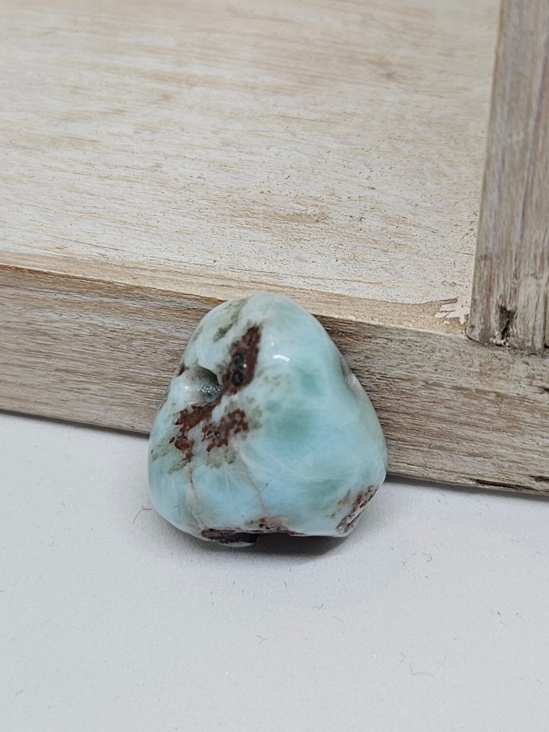 Hanger Larimar, Soorten: 1