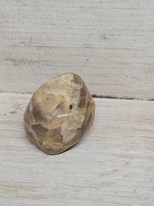 Knuffelsteen Maansteen