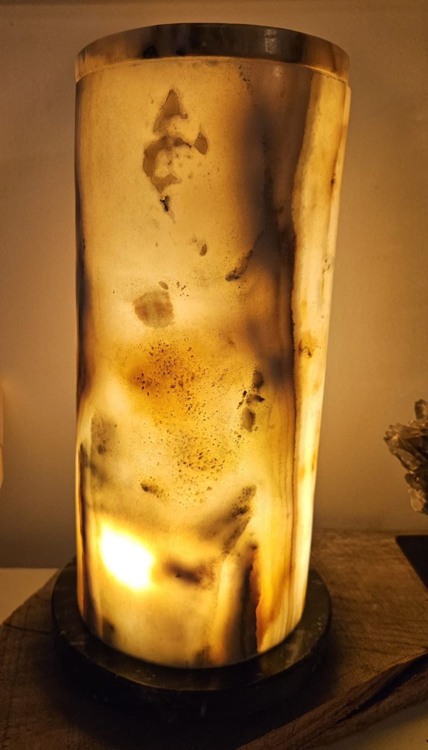 Onyx lamp