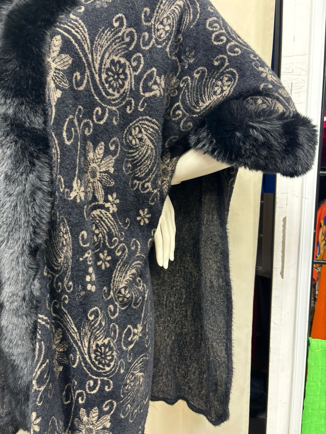 mantella Carla Ferroni 22107