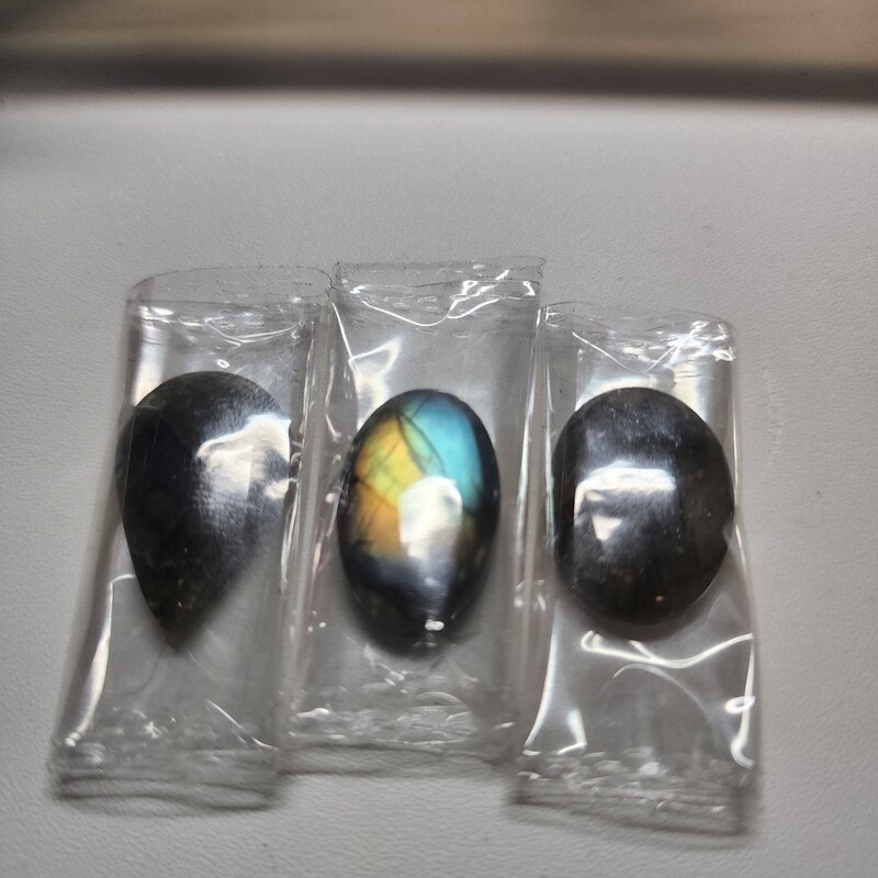 small labradorite 