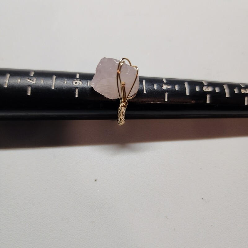 Rose quartz nugget ring