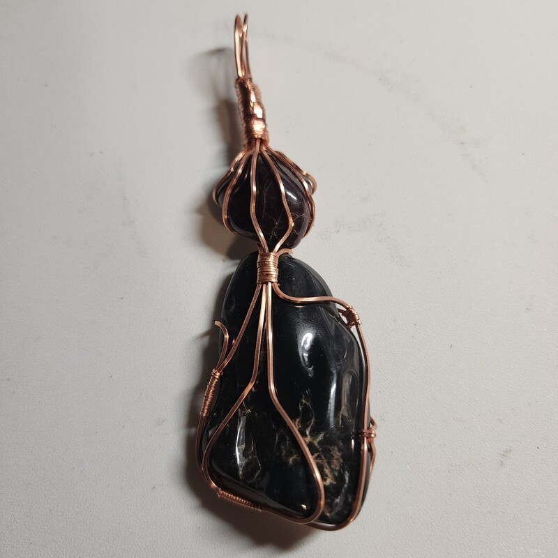 Black onyx and red garnet