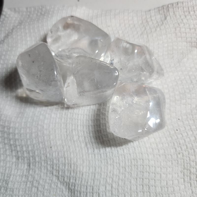 Clear quartz palm stone