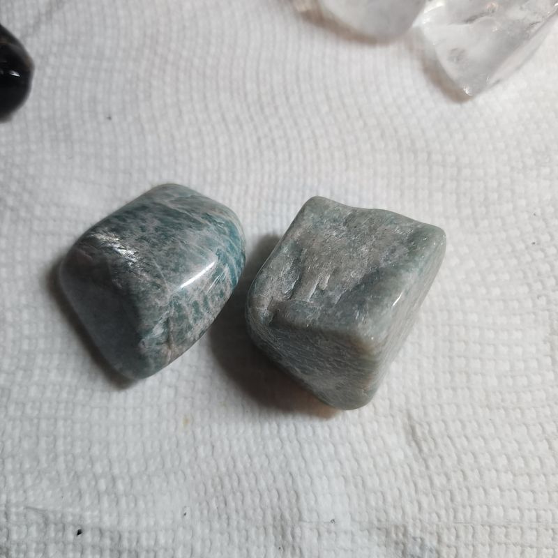 Green Aventurine palm stone