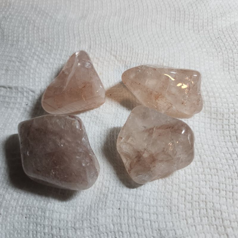 Fire quartz palm stone