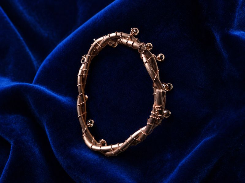 Double twisted copper. Bangle with bells