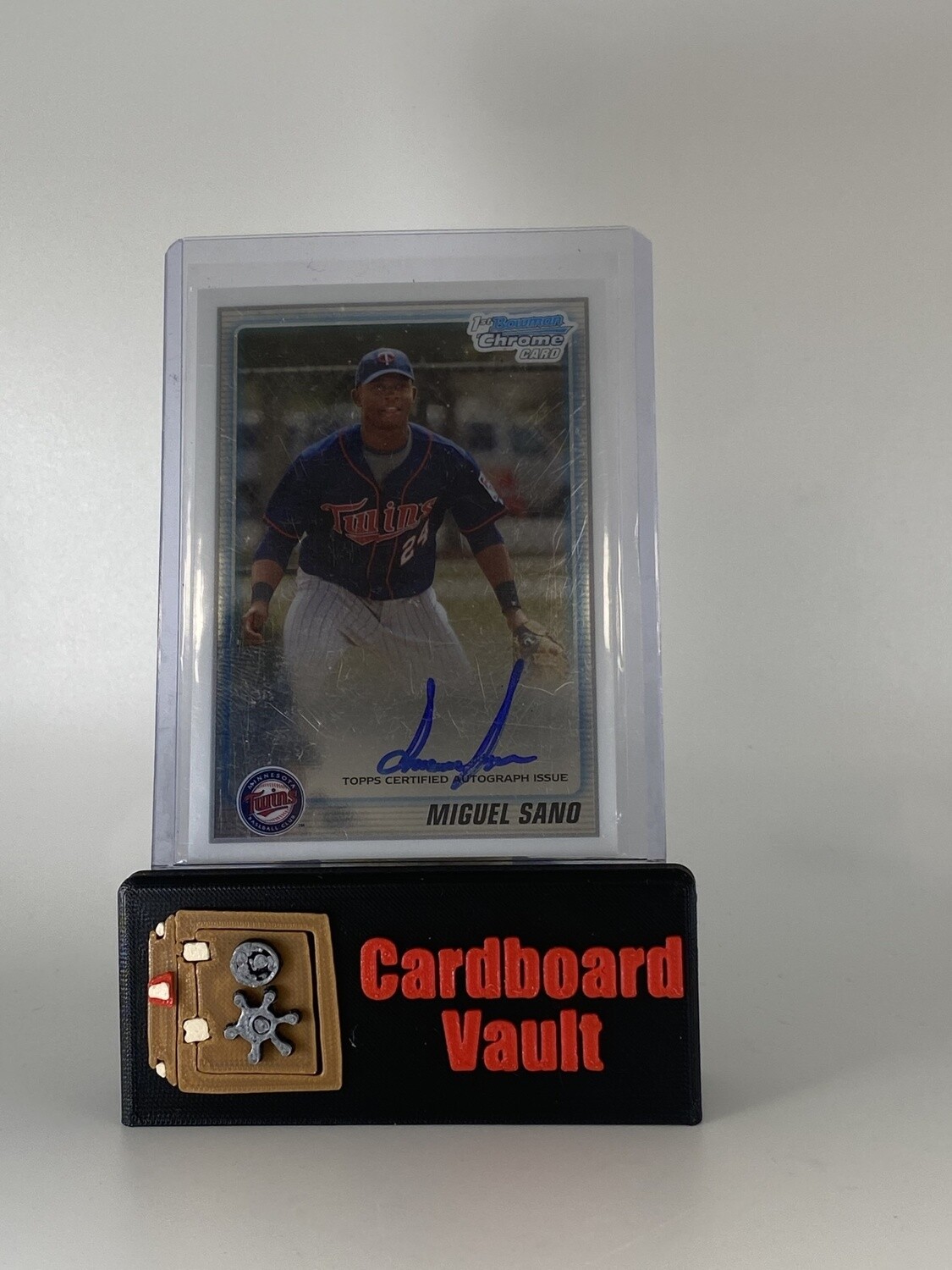2010 Topps MLB Miguel Sano Bowman Auto