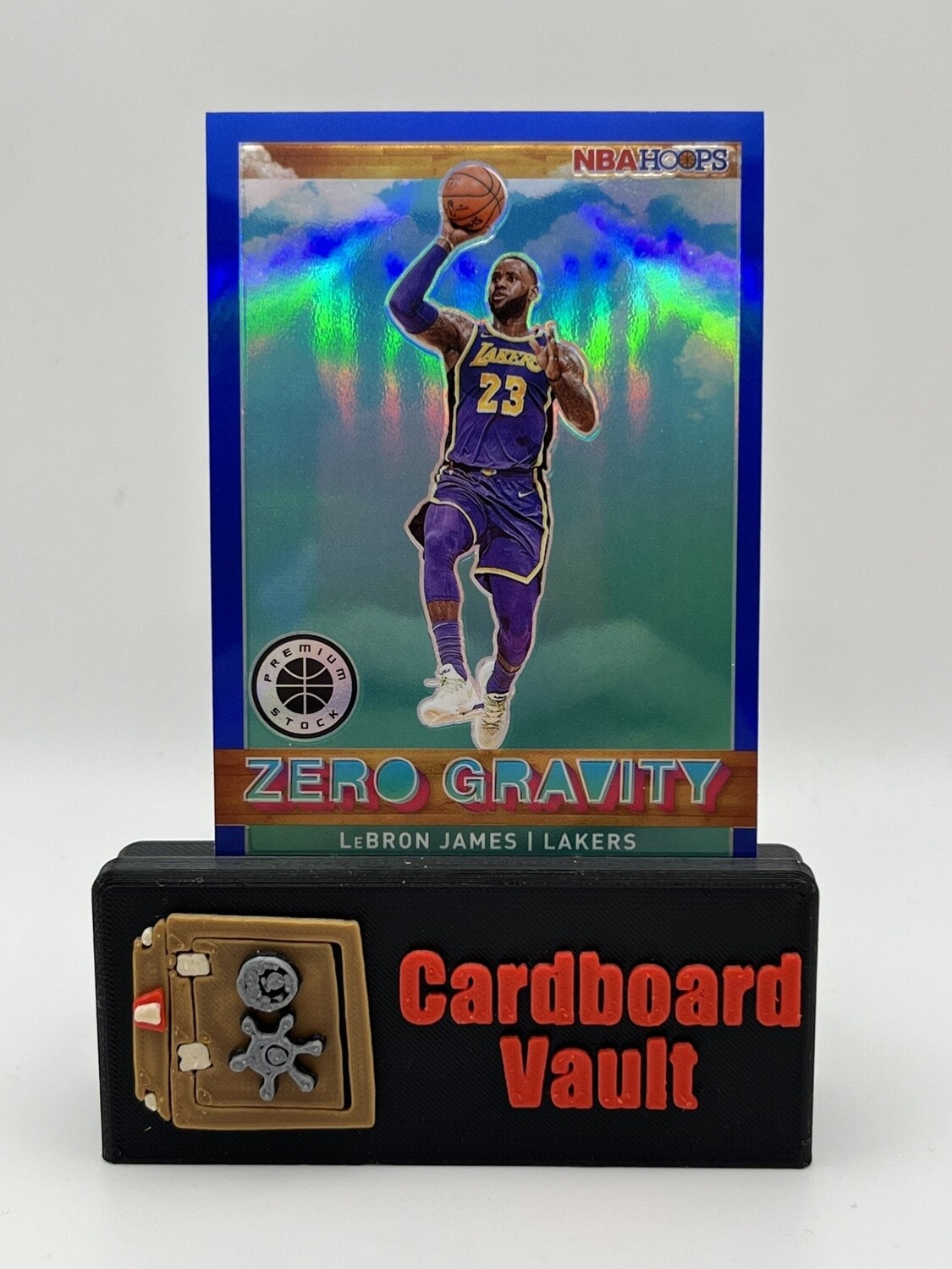 2019-20 NBA Hoops Premium Stock Zero Gravity LeBron James #18 Holo Prizm