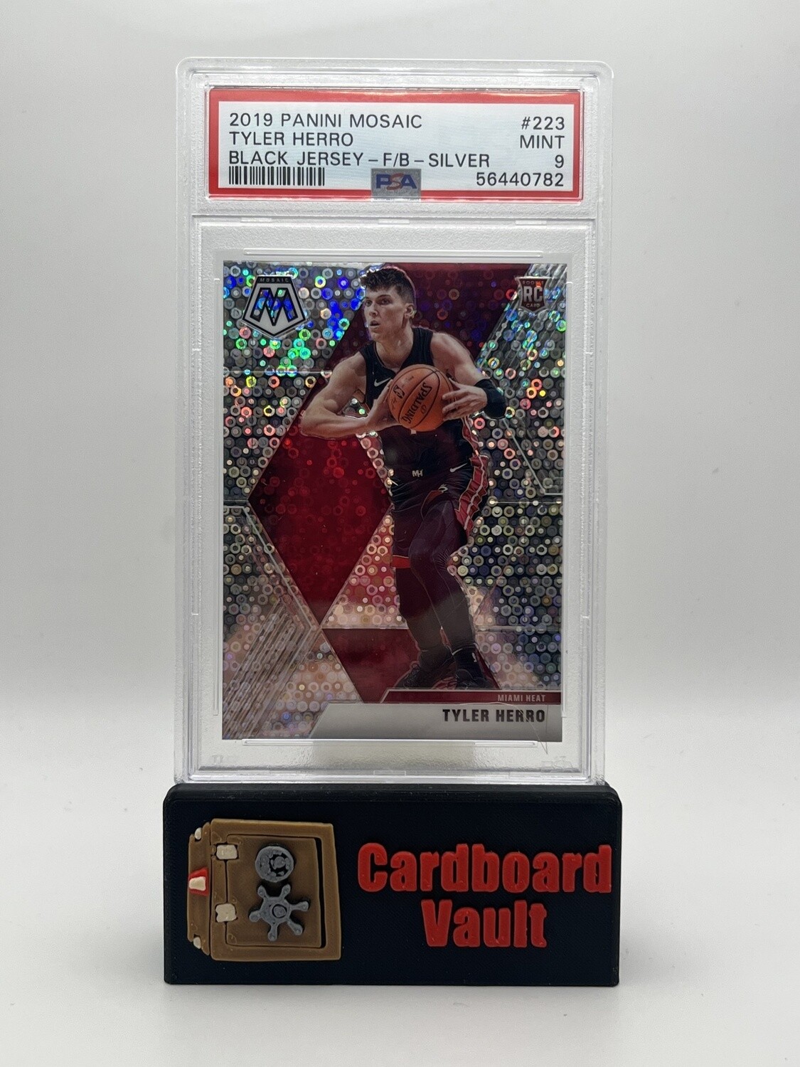 2019 Mosaic Tyler Herro # 223 Silver Fast Break Mosaic Prizm PSA 9