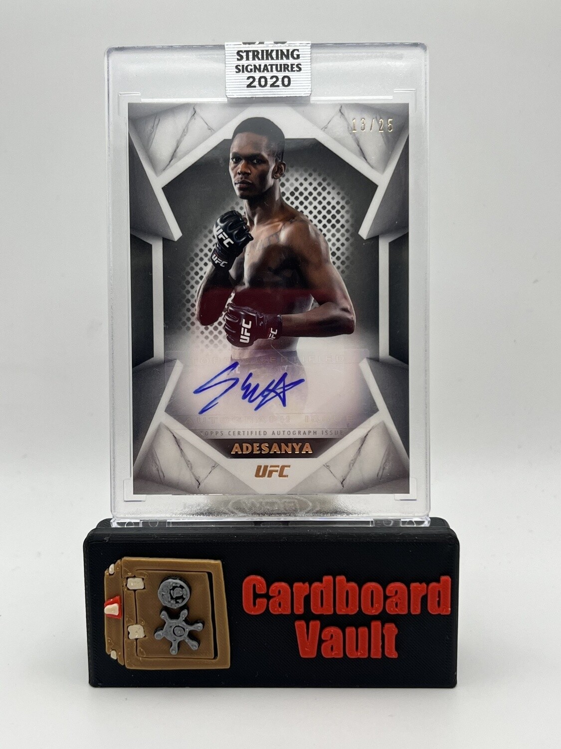 2020 Topps UFC Striking Signatures Israel Adesanya #STS-IA 13/25