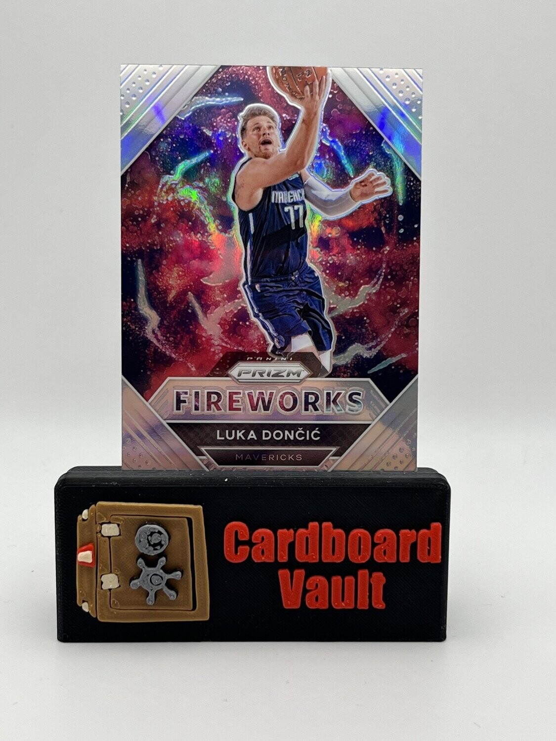 2020-21 Prizm Luka Doncic Firework Silver Prizm No. 18