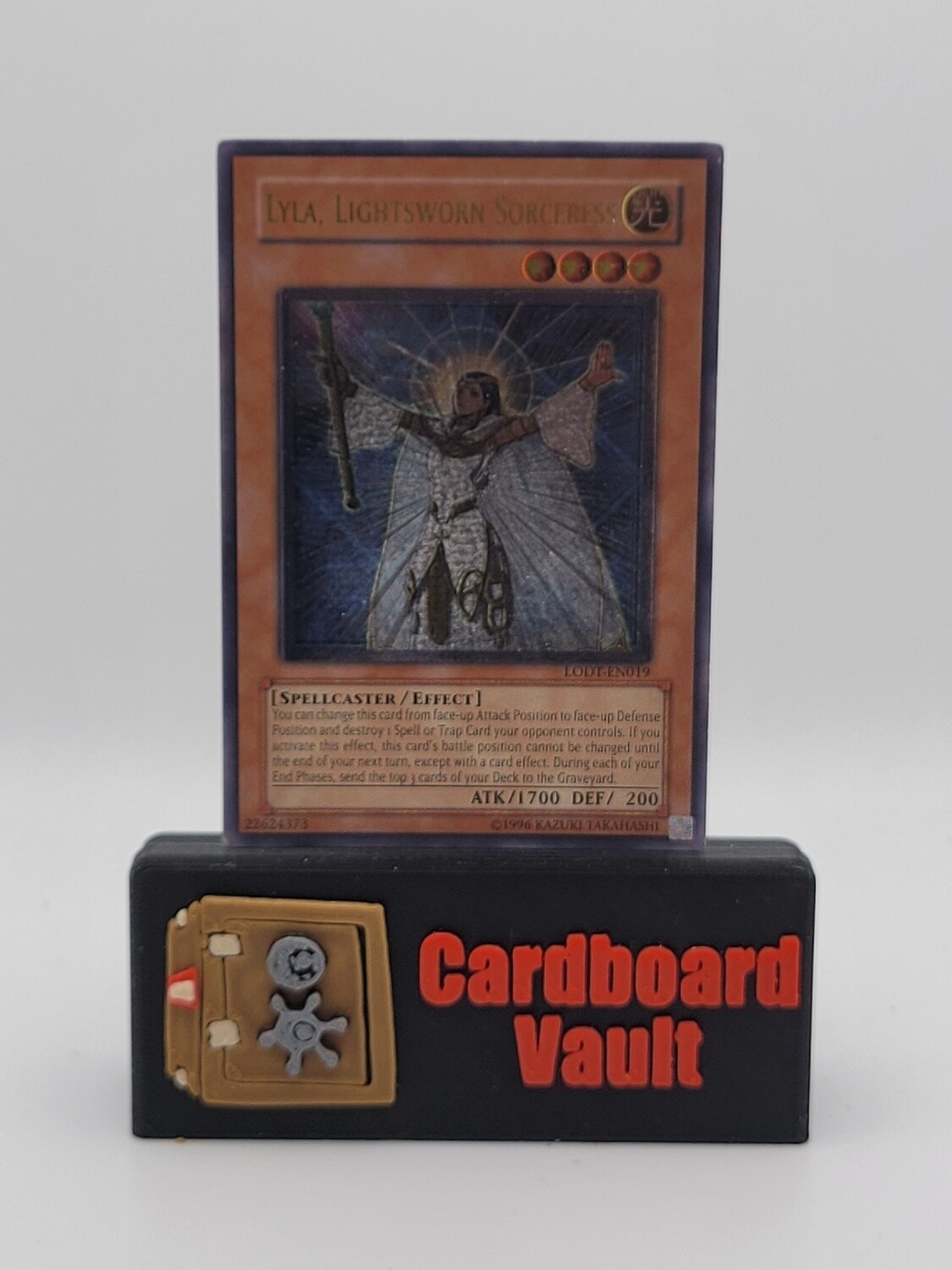 Yu-Gi-Oh! Lyla, Lightsworn Sorceress LODT-EN019