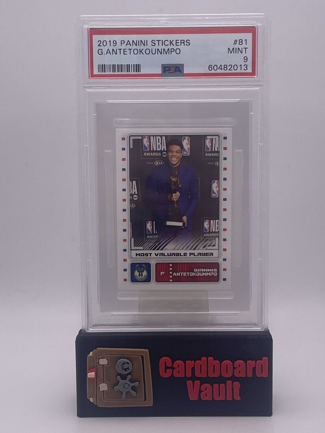 2019 Panini Stickers Giannis Antetokounmpo #81 PSA 9