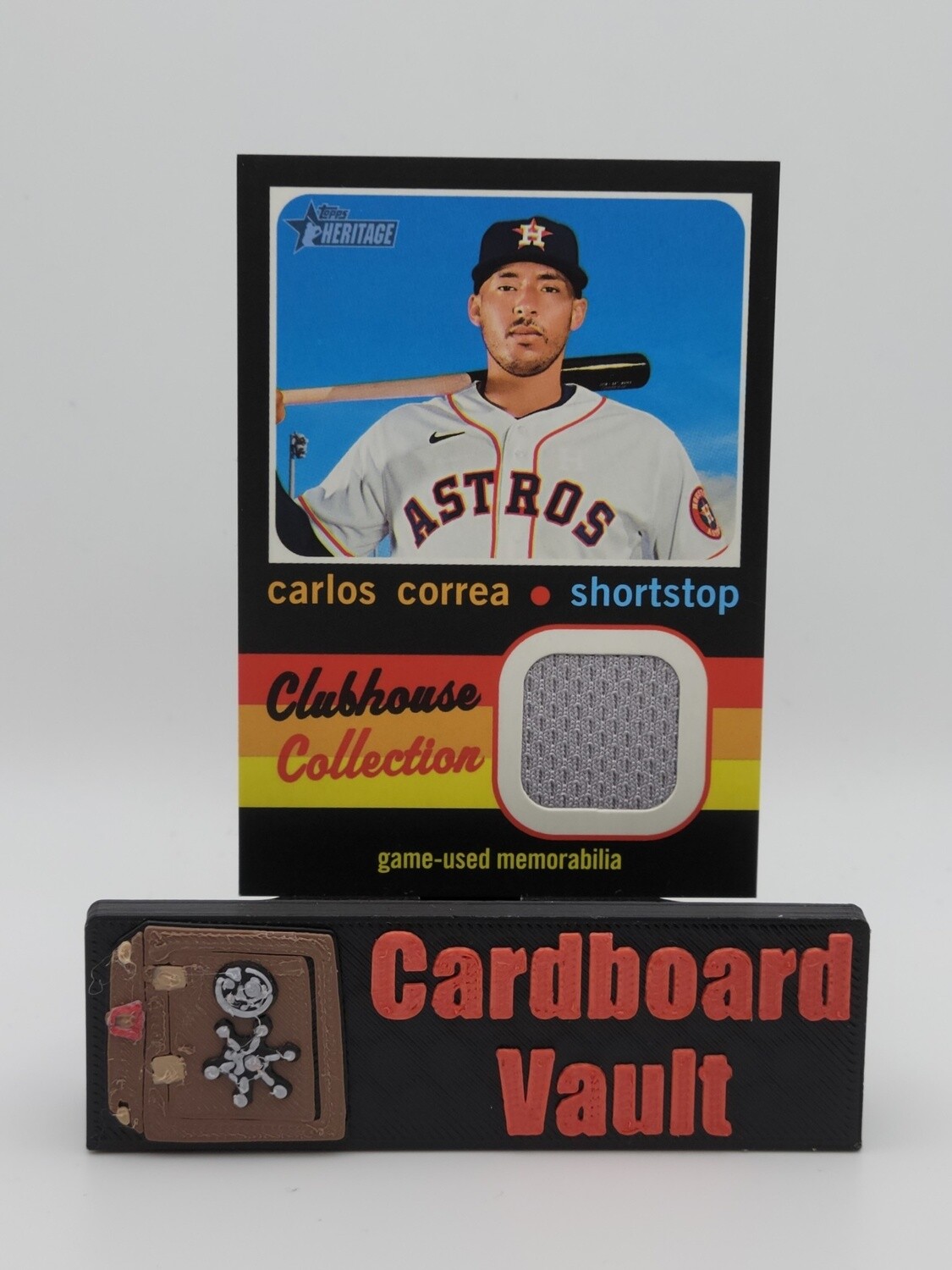 2020 Topps Heritage Carlos Correa Clubhouse Edition Relic CCR-CC