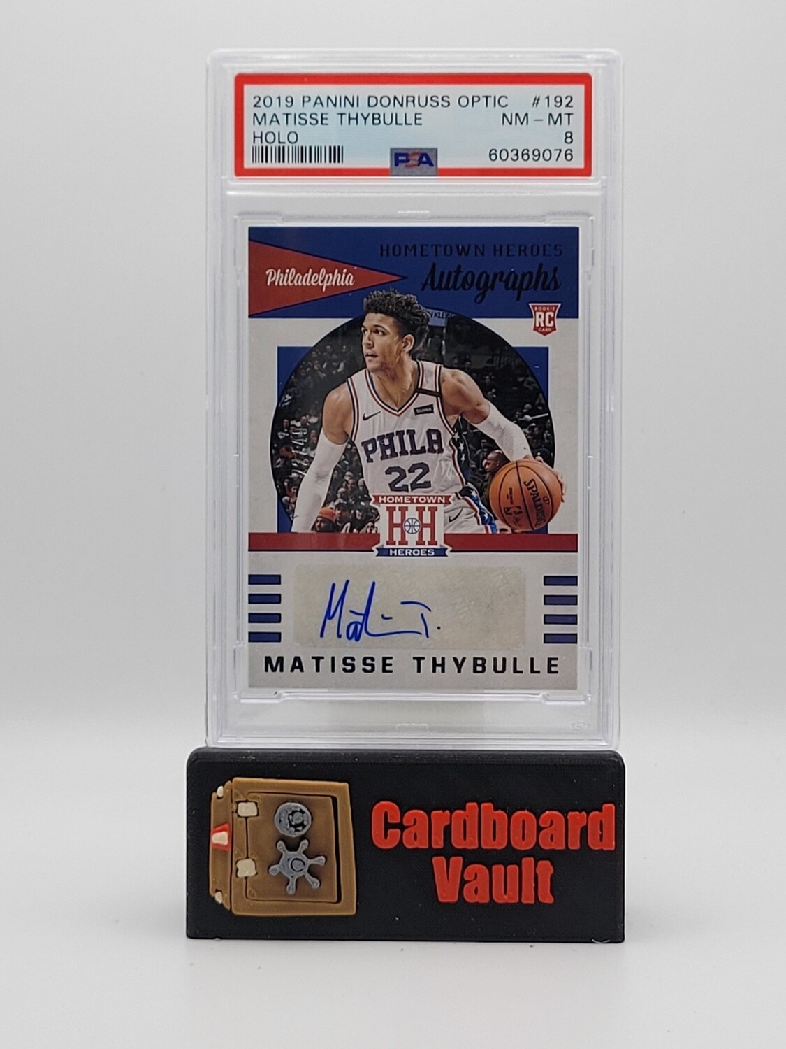 2019 Donruss Optic Hometown Heroes Autographs Matisse Thybulle Holo #192 PSA 8