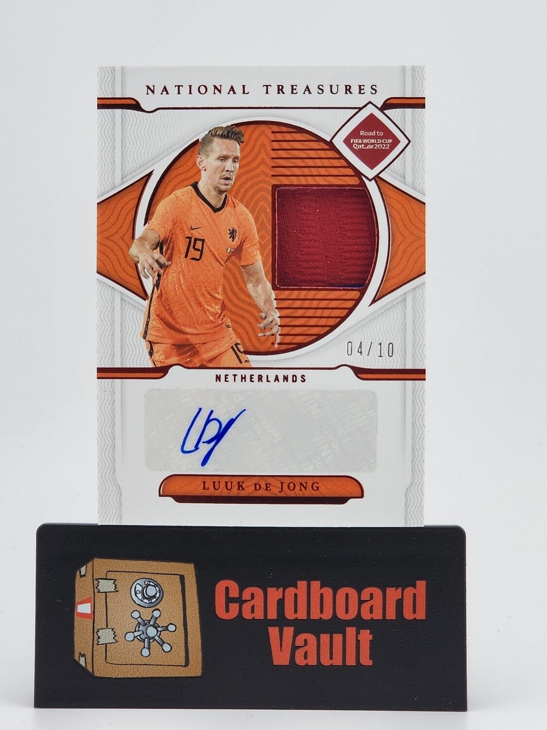 2022 National Treasures Luuk De Jong Patch Autograph #MS-LDJ 04/10