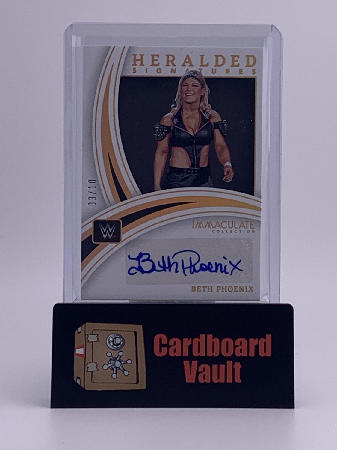 2022 Immaculate Beth Phoenix Heralded Signatures #HS-BPH 03/10