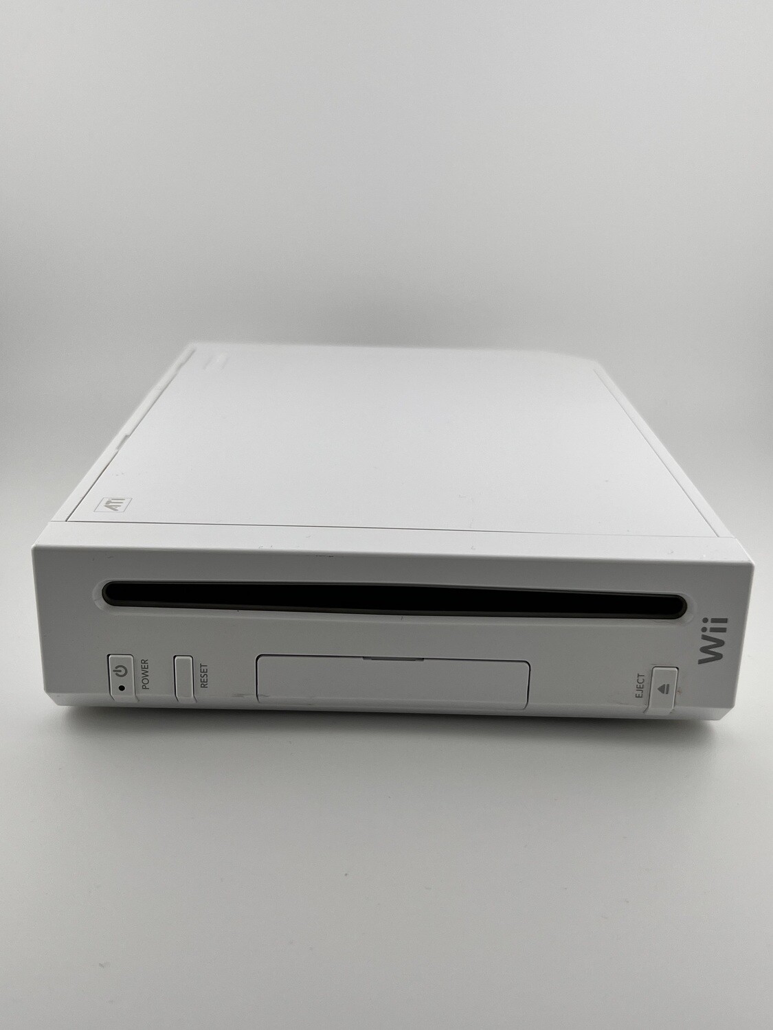 Nintendo Wii Complete System Tested Fully Operational (Console, Remote, Sensor Bar, Power Cable, &amp; AV Cable)