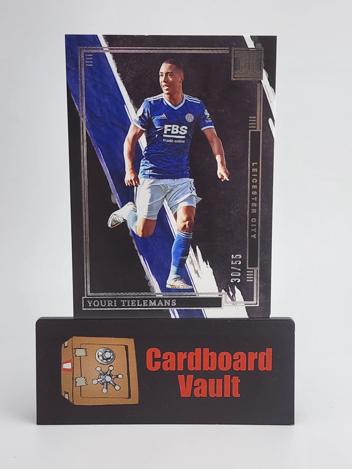 2021-22 Impeccable Youri Tielemans #74 30/55