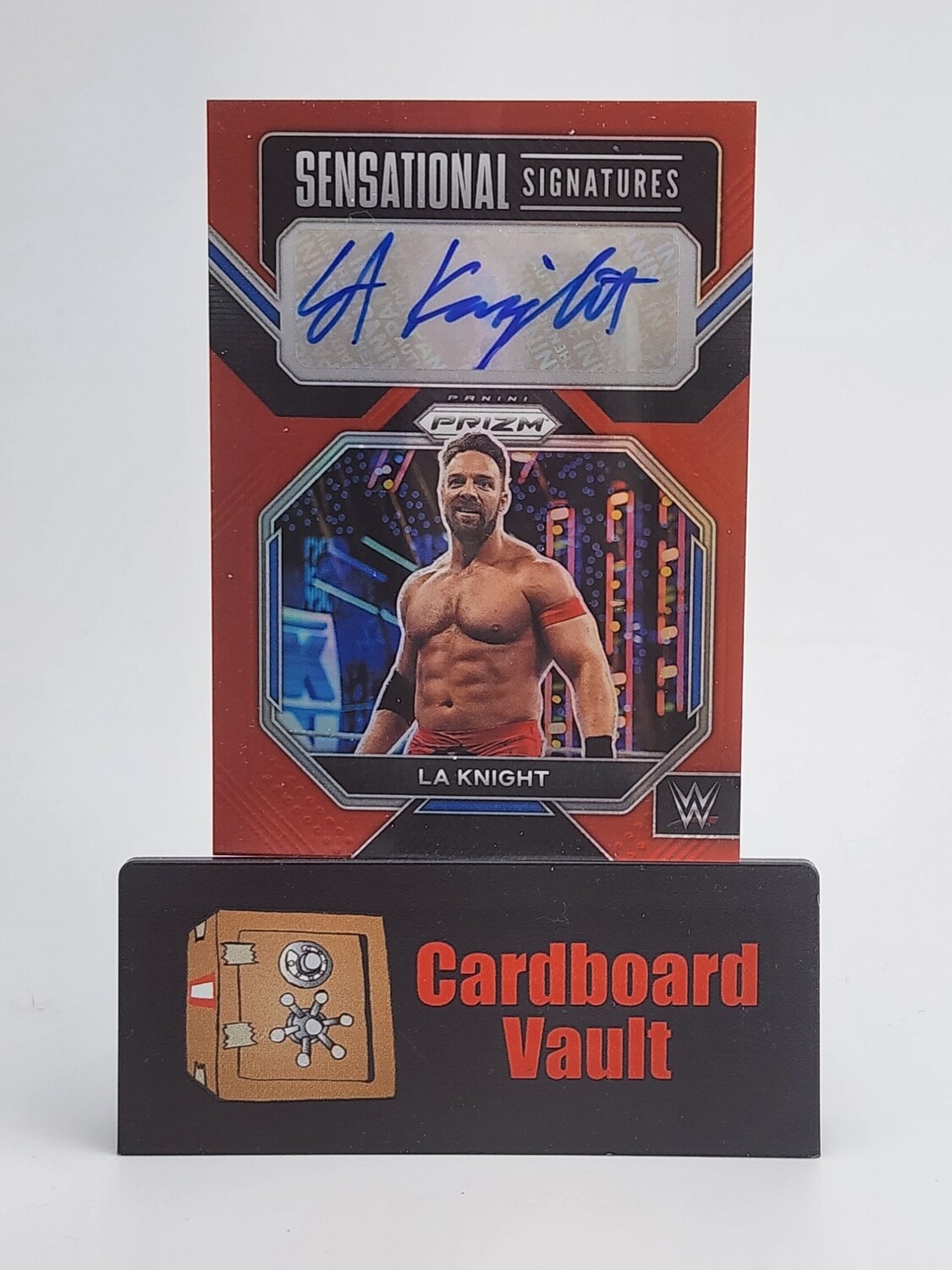 2023 Prizm WWE La Knight Sensational Signatures #SN-LAK Red 95/99