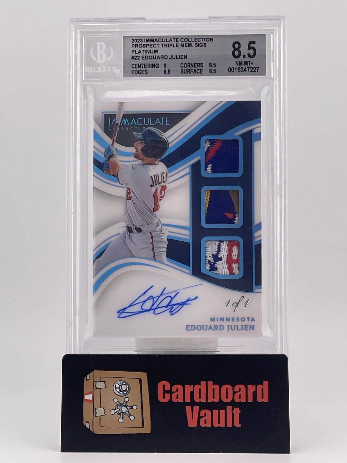2023 Immaculate Collection Prospect Triple Mem. Sigs Platinum Edouard Julien 22 1/1 Beckett 8.5 NM-MT+ 0016347227