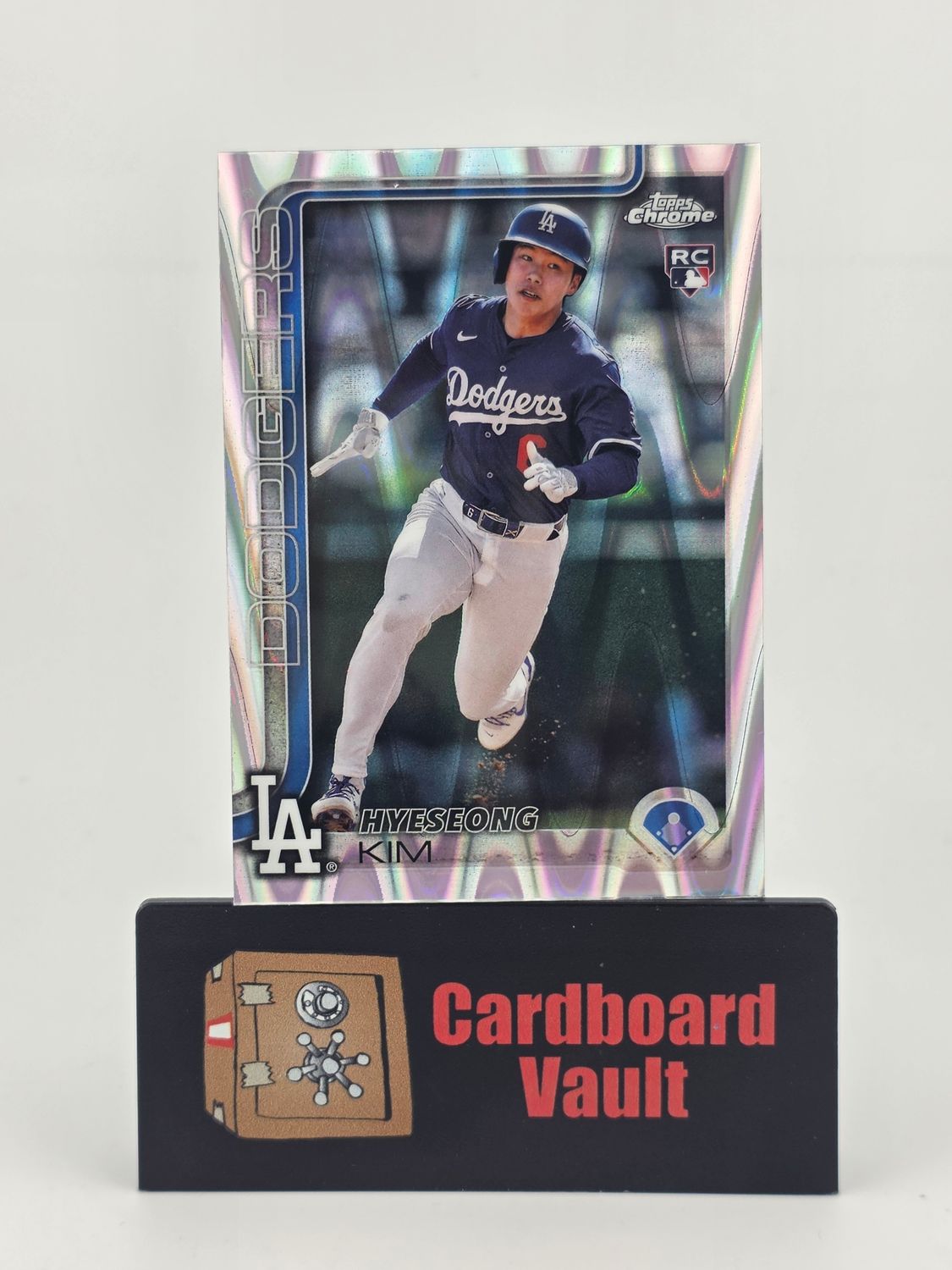 2025 Topps Chrome Hyeseong Kim #152 Ray Wave Refractor