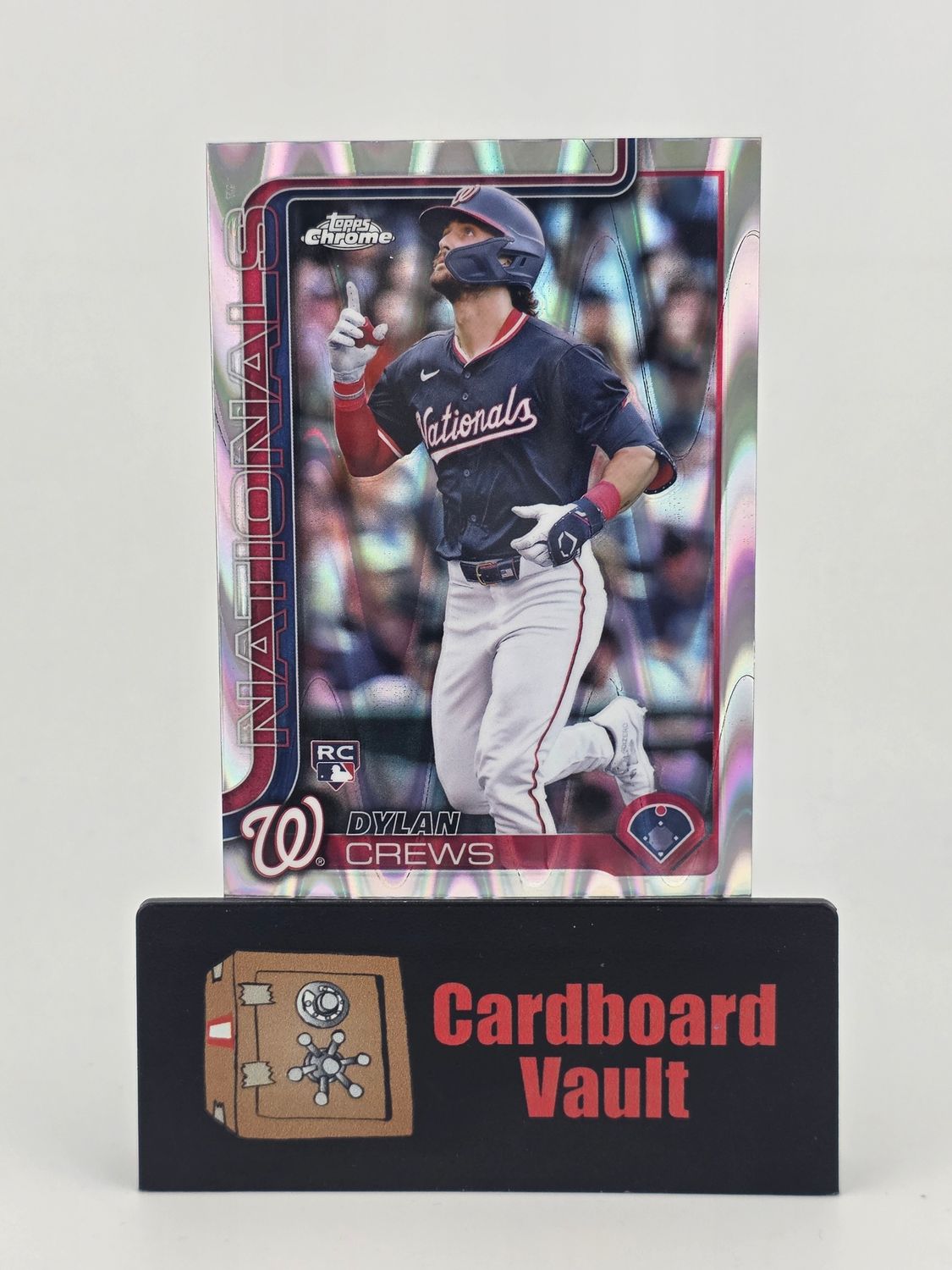 2025 Topps Chrome Dylan Crews #146 Ray Wave Refractor