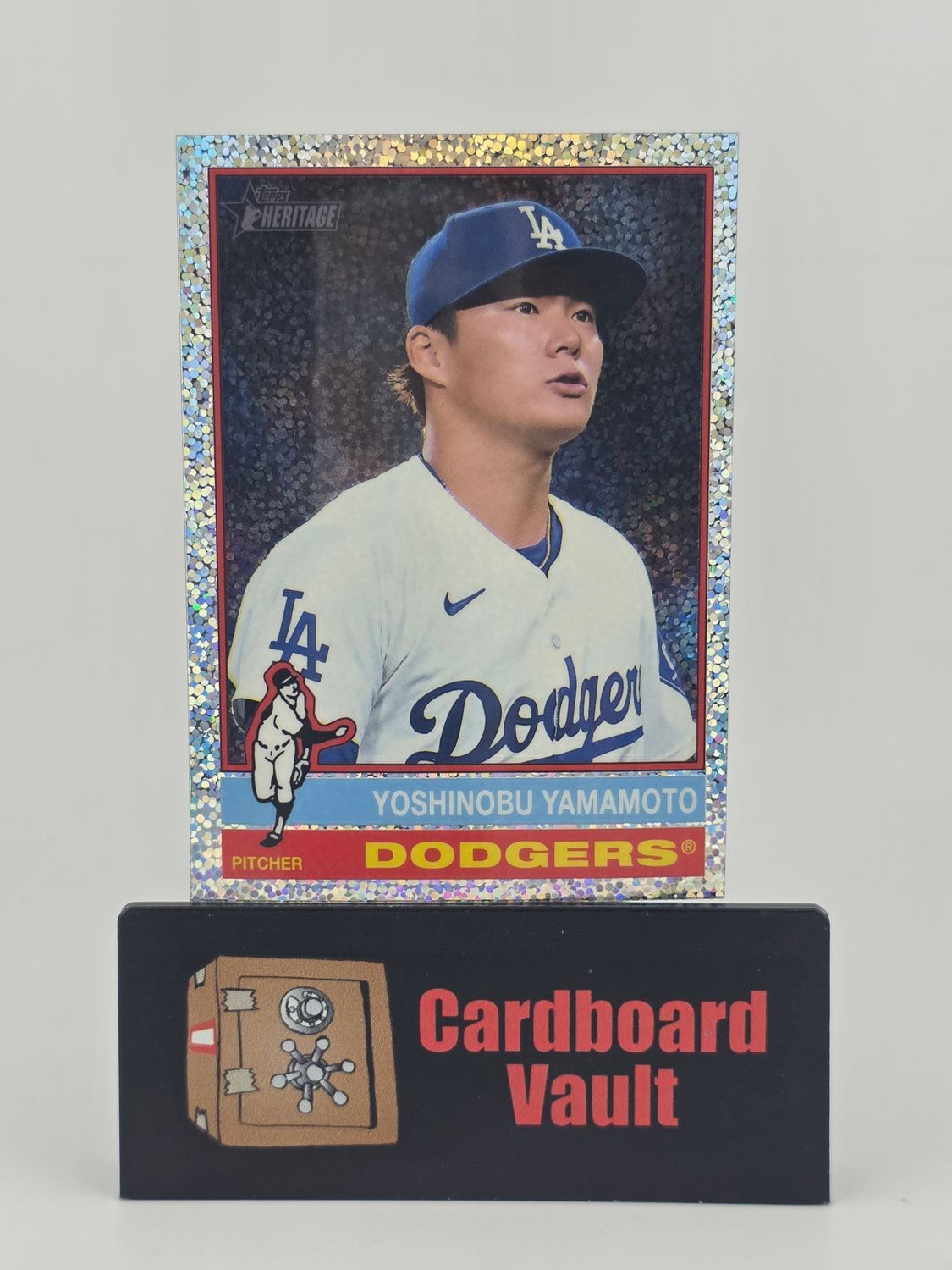 2025 Topps Heritage Yoshinobu Yamamoto #172 Silver Sparkle