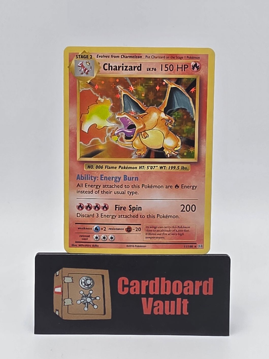 2016 Pokémon Charizard Holo 11/108