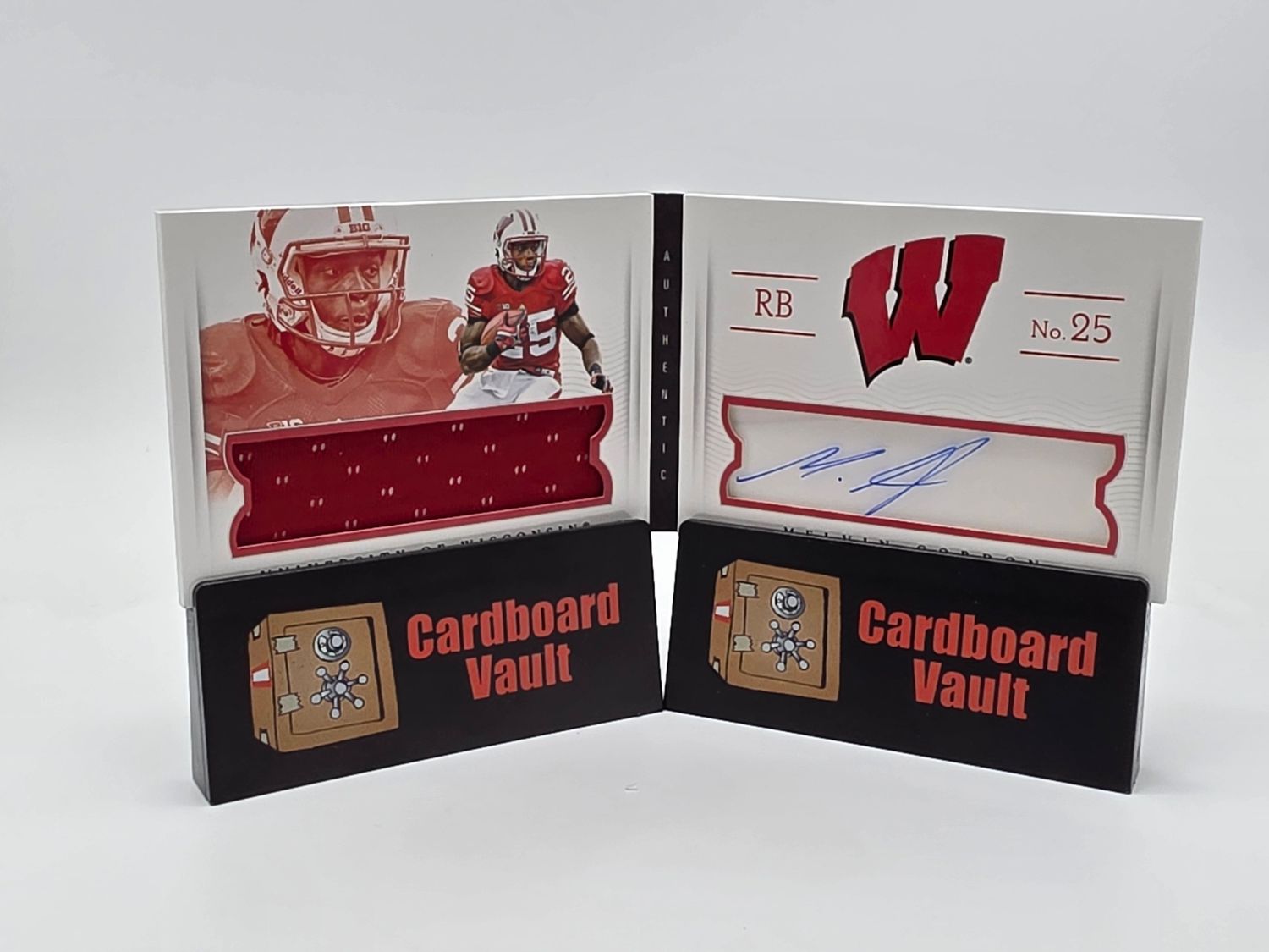 2015 National Treasures Melvin Gordon Badgers Booklet #27 81/99