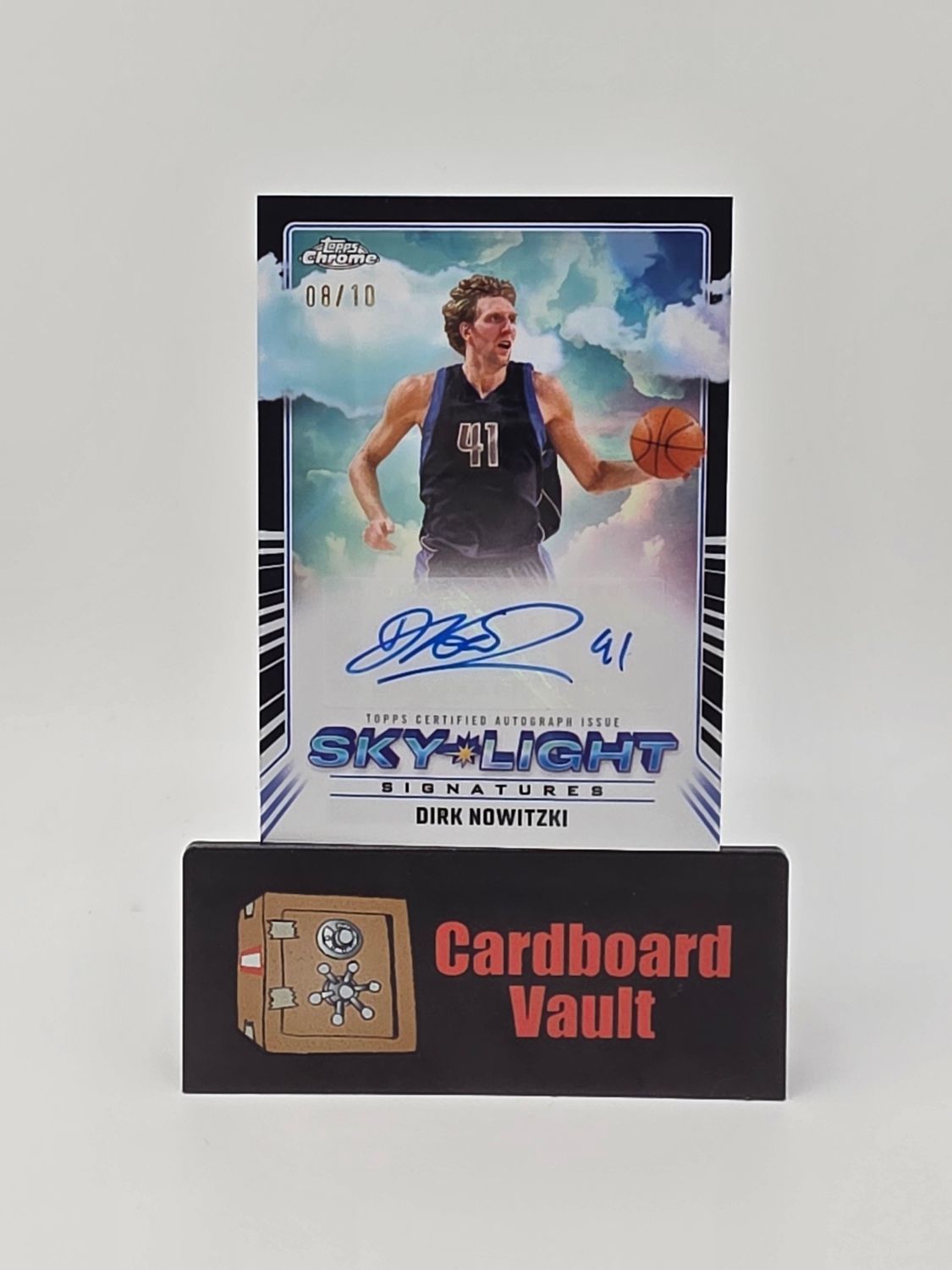 2024-25 Topps Chrome Dirk Nowitzki Sky Light Signatures  #SLS-DN 08/10