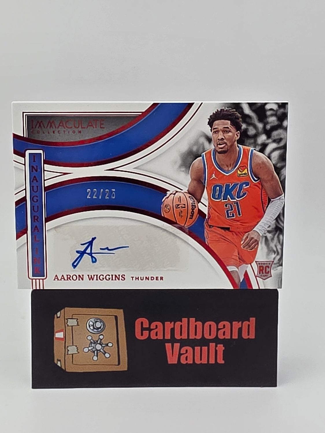 2021-22 Immaculate Aaron Wiggins Inaugural Ink #ICN-AWO 22/25 Red
