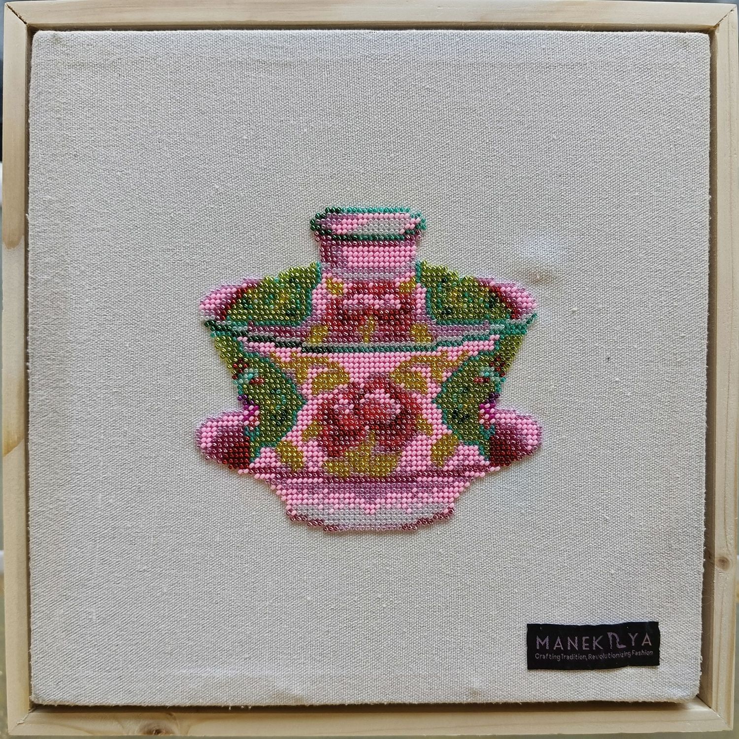 Art: Nyonya Cangkir
