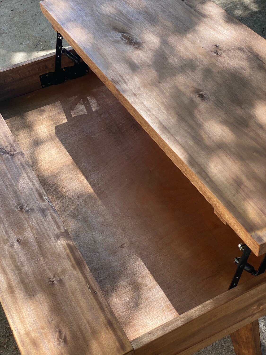 MESA DE CENTRO HULK